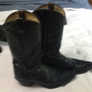 Men’s cowboy boots